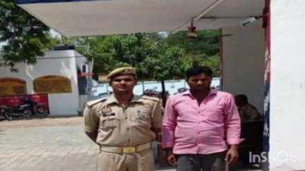मितौली: थाना मैगलगंज पुलिस ने माढिया गांव से फरार अभियुक्त मनोज को किया गिरफ्तार