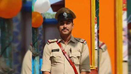 নানুর: বদলি করা হলো কীর্ণাহার ও বোলপুর থানার সাব ইন্সপেক্টর অফিসারদের; রুটিন মাফিক ভাবেই বদলি বলে জানিয়েছে পুলিশ
