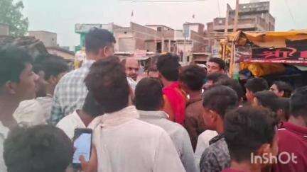नवा बाज़ार: नावा बाजार के साप्ताहिक हाट बाजार में मोबाइल चोर युवक धराया