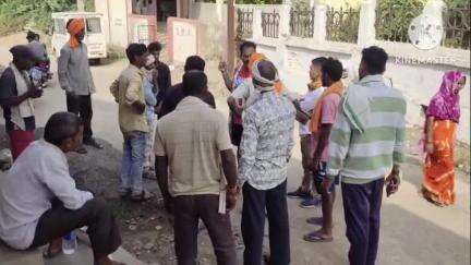 बेंद्रीडीह और सर्रागोंदी के बीच खार के खेत में नीम पेड़ से लटका मिला 47 वर्षीय व्यक्ति का शव