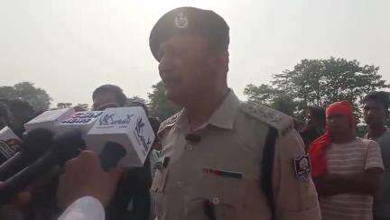 कुढ़नी: छाजन पसरवाड़ा में खेत से मिट्टी में गड़ा शव बरामद, पुलिस जांच में जुटी