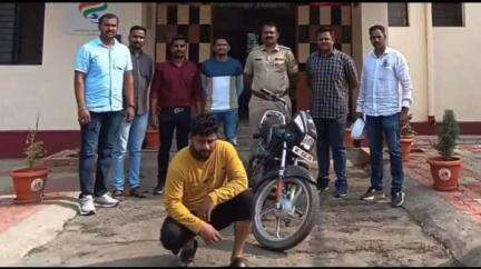अमळनेर: दुचाकी चोरीच्या गुन्ह्यातील चोरट्याला म्हळसर गावातून अटक; अमळनेर पोलिसांची कारवाई