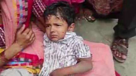 पैठण: दिनापूर येथे धान्य साठवणाऱ्या जुन्या पेव मधील खड्ड्यात पडून मुलगा जखमी