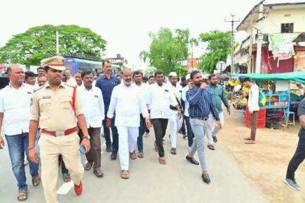జగిత్యాల: మేడిపల్లి మండల కేంద్రంలో నూతన జూనియర్ కళాశాలను ప్రారంభించిన ప్రభుత్వ విప్ ఆది శ్రీనివాస్, జిల్లా కలెక్టర్ సత్య ప్రసాద్