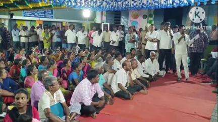 நாட்றாம்பள்ளி: நெக்குந்தி பகுதியில் களஆய்வின் போது மாவட்ட ஆட்சியரின் காலில் விழுந்து மனு அளித்த மூதாட்டியால் பரபரப்பு