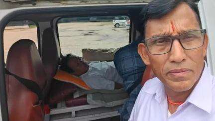 ডিফু: ডিফু ৰেংপলি হাস্পাতালত কাকৰ এমএচি কাংবুৰা কিলিঙৰ স্বাস্থ্যৰ বুজ লয় কাকৰ এমএচি কৃষ্ণ ভট্টৰায়ে