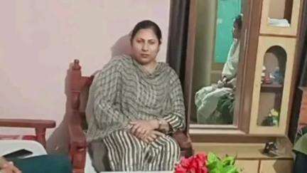 पांवटा साहिब: पावंटा के मत्रालियो में सिविल सप्लाई कारपोरेशन की डायरेक्टर व कांग्रेस नेत्री नसीमा बेगम ने सुनी जनसमस्याएं