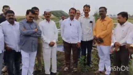 निफाड: पिंपळगाव बसवंत येथील अवकाळी पाऊस वादळाने झालेल्या नुकसानीची खासदार भगरे यांनी केली पाहणी