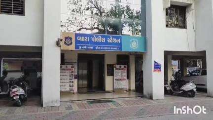 વ્યારા: જીઈબી ઓફિસ નજીક બાઈક અને કાર વચ્ચે અકસ્માત સર્જાયો, બાઈક ચાલક ઈજાગ્રસ્ત
