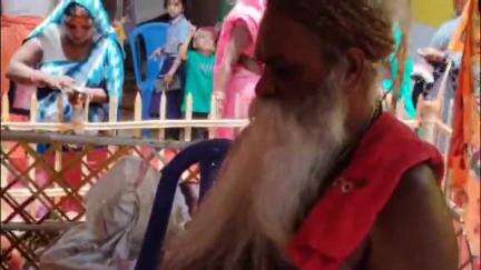 रफीगंज: रफीगंज शहर के थाना गली में यज्ञ के चौथे दिन श्रद्धालुओं की उमड़ी भीड़