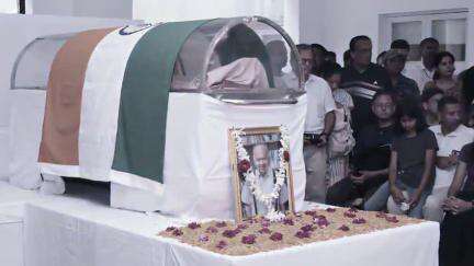 Humble tributes to Late Dr Jayant Narlikar | Mumbai
#DevendraFadnavis​ #DrJayantNarlikar #Astronomer #JayantNarlikarFuneral #RIPJayantNarlikar #Maharashtra #ChiefMinisterDevendraFadnavis #Mumbai