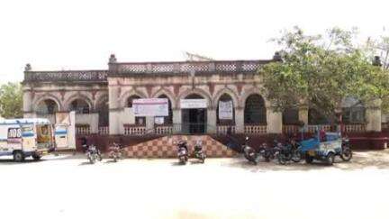 માણાવદર: માણાવદરના સીટી સિવિલ સેન્ટર ખાતે પાણીનું કુલર બંધ હાલતમાં #jansamasya