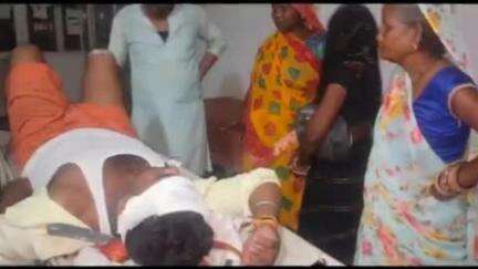 कोरांव: पथरताल में अज्ञात वाहन की टक्कर से घायल हुआ बाइक सवार, मांडा से कुकुरहटा जा रहा था