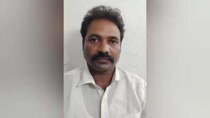 ஊத்துக்கோட்டை: ஜமாபந்தியில்  பட்டா நம்பர் மாற்ற விவசாயிடம் 1000 ரூபாய்  பணம் பெற்ற போலி வி.ஏ.ஓ கைது