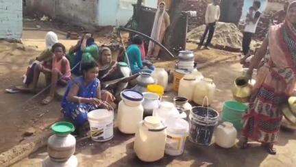 डिंडौरी: ग्रापं देवरी माल के पोषक ग्राम बहेरा टोला में ग्रामीणों ने पानी की समस्या को लेकर प्रशासन से लगाई गुहार  #Jan samasya