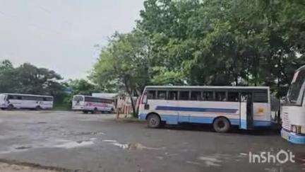 അമ്പലപ്പുഴ: എടത്വാ KSRTC ഡിപ്പോയിലെ വെട്ടിക്കുറച്ച സർവ്വീസുകൾ പുനരാരംഭിക്കണമെന്ന ആവശ്യം ശക്തമാകുന്നു#local issue
