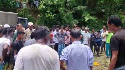 দুধনৈ: দুধনৈ নৈৰ কোৱাল সোঁতত উটি সন্ধানহীন হোৱা মাটিয়াৰ ক্ৰছফিল্ড চাংমাৰ মৃতদেহ উদ্ধাৰ