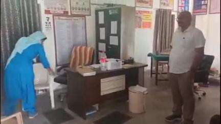 लोहारू: लोहारू एसडीएम मनोज दलाल ने प्राथमिक स्वास्थ्य केंद्रों का किया औचक निरीक्षण, कारण बताओ नोटिस जारी