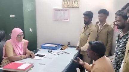 ಚಿತ್ರದುರ್ಗ: ಚಳ್ಳಕೆರೆ ಗೇಟ್ ನ ಆಟೋ ನಿಲ್ದಾಣದಲ್ಲಿ ನಿಲುಗಡೆಗೆ ಆಗ್ರಹಿಸಿ ನಗರದಲ್ಲಿ ನಗರಸಭೆಗೆ ಮನವಿ #localissue