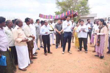 గద్వాల్: గుంటుపల్లి గ్రామంలో వరి ధాన్యం కొనుగోలు చేసిన వెంటనే మిల్లులకు తరలించాలి:జిల్లా కలెక్టర్ బిఎం సంతోష్ కుమార్
