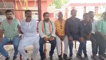 आदित्यपुर गम्हरिया: आदित्यपुर रेलवे शिव मंदिर में कांग्रेस कमेटी के नए पदाधिकारी, संविधान बचाओ रैली सफल बनाने पर ज़ोर