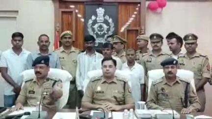थाना कैंट क्षेत्र से चोरी हुई पिकअप गाड़ी बरामद, कैंट पुलिस ने शारदा सहायक नहर के पास से 3 आरोपियों को किया गिरफ्तार