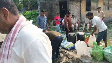 भीमनगर थाना अंतर्गत BDO बसंतपुर, उत्पाद अवर निरीक्षक की उपस्थिति मे कुल 11कांडों में 442 ली शराब का विनष्टीकरण किया गया
