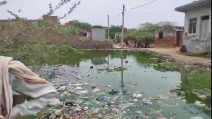 महावन: गांव डेहरूआ में गंदे पानी और टूटे नलों से लोग परेशान गंदगी का लगा अंबार #jansamasya