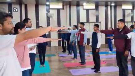 पाटी: पाटी ब्लॉक सभागार में आयोजित हुआ 'कॉमन योगा प्रोटोकॉल' का अभ्यास कार्यक्रम