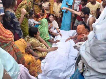 गोगरी: गोछारी स्टेशन पर ट्रेन से उतरते समय वायु सेना के जवान की मौत, कुछ दिन पहले ही हुई थी शादी