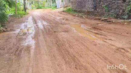 ഏറനാട്: എടവണ്ണയിൽ റോഡിൽ പൈപ്പ് ലൈൻ ഇടുന്നത് യാത്രാദുരിതം തീർക്കുന്നു #localissue