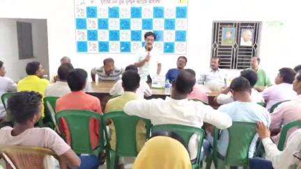 মুরারই ২: পাইকরে তৃণমূলের দলীয় কার্যালয়ে পাইকর 1 অঞ্চল তৃণমূলের পক্ষ থেকে প্রস্তুতি বৈঠক করা হলো