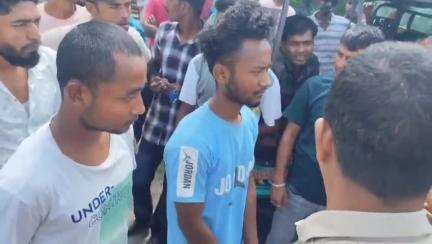 বঙাইগাঁও ভাগ: চহৰত ৰাইজে ড্ৰাগছ সহ এজন সৰবৰাহকাৰীক্ আটক কৰি আৰক্ষীৰ হাতত গটাই দিয়ে