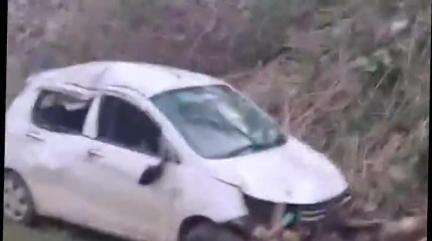 मनासा: आंतरीमाता क्षेत्र में डिवाइडर से टकराकर कार कैलाश मान सरोवर डेम में गिरी, 3 बार हवा में पलटी