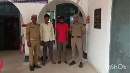 बांगरमऊ: उन्नाव में पशु क्रूरता के मामले में सैयद वाडा से भैंस काटने के आरोप में दो गिरफ्तार, छुरी और मांस बरामद