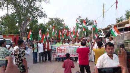 इमादपुर थाना क्षेत्र अंतर्गत खुटू बाजार पर तिरंगा का शोभा यात्रा निकाला गया