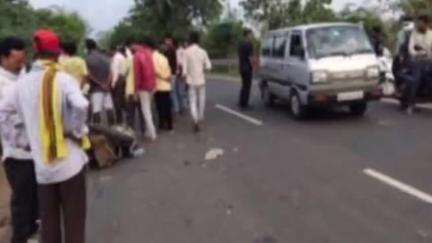 तुमसर: शहरातील टूमनी नालाजवळ ट्रकच्या धडकेत दुचाकी चालकाचा जागीच मृत्यू, तुमसर पोलिसांचा तपास सुरू