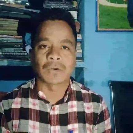 ପାଟଣାଗଡ: ହରିଶଙ୍କର ପୂଜକ ଆଦିବାସୀ ମାନ୍ୟତା ପାଇବାକୁ ନେଇ ବାବାଜି ପଡା  ନିଜ ବାସଗୃହ ରେ ପ୍ରତିକ୍ରିୟା ରଖିଛନ୍ତି ଆଦିବାସୀ ନେତା