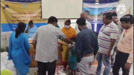 নলহাটি ২: লোহাপুর ব্লক প্রাথমিক স্বাস্থ্য কেন্দ্রে টিবি রোগীদের পুষ্টিকর খাবার বিতরণ অনুষ্ঠানে জয়েন্ট BDO ,BMOH