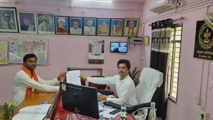दिग्रस: शहरात जात पडताळणी केंद्र सुरू करा, शिवसेना ठाकरे गटाचे उपशहर प्रमुख स्वप्नील दुधे यांचे तहसीलदारांना निवेदन