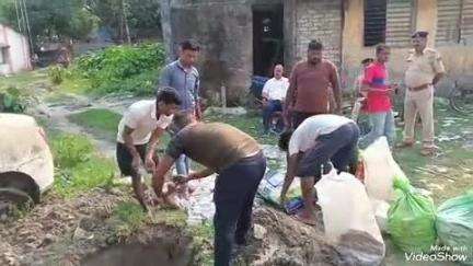 बसंतपुर: भीमनगर थाना क्षेत्र में शराब के 11 मामलों में ज़ब्त 442.8 लीटर शराब का किया गया विनिष्टीकरण