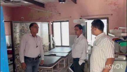 सज्जनगढ़: कसारवाड़ी सामुदायिक स्वास्थ्य केंद्र का औचक निरीक्षण तहसीलदार हरीश सोनी ने किया