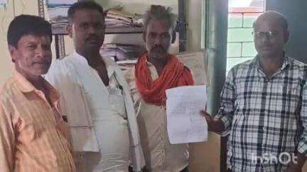 मानसी: पुर्वी ठाठा के पंचायत सचिव राकेश कुमार पर कार्रवाई की मांग