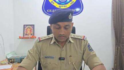 માંડવી: સુરત જિલ્લા ભાજપ ના પૂર્વ પ્રમુખ ની ધરપકડ ને લઈને pi એમ. એચ સોલંકી એ આપી પ્રતિક્રિયા