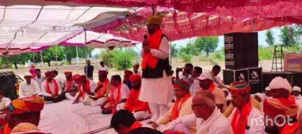 बांसवाड़ा: कुपड़ा गांव में धार्मिक कार्यक्रम में विधायक एवं पूर्व मंत्री ने की शिरकत