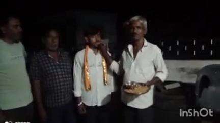मावली: मावली उपखंड क्षेत्र के लदानी के योगेश अहीर को 12वीं बोर्ड परीक्षा में अव्वल रहने पर ग्रामीणों ने किया स्वागत