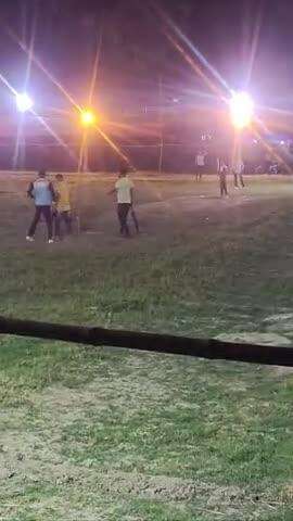 Aaj ka night mach  sembhoppati