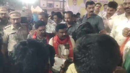 నందికొట్కూరు నియోజకవర్గంలో సమస్యలు పరిష్కరించాలని సిపిఎం ఆధ్వర్యంలో మంత్రి బీసీ జనార్దన్ రెడ్డికి వినతి