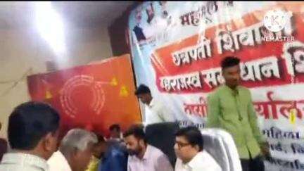 आष्टी: छत्रपती शिवाजी महाराज स्व समाधान शिबिराचे वर्धा मनेरी येथे आयोजन आमदार सुमित वानखडे एस डी ओ तहसीलदार यांची उपस्थिती
