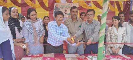मनसाही:- सीआरसी स्तरीय बिहार राज्य खेल प्रतियोगिता खोज का आयोजन सीआरसी स्तरीय खेलकूद प्रतियोगिता में भाग लेते छात्र।